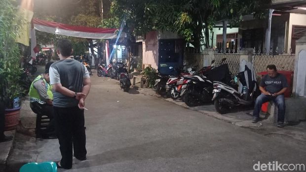 Situasi di rumah KH Ma'ruf Amin jelang tes kesehatan sebagai cawapres