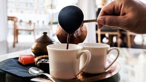 5 Racikan Kopi di Dunia Ini Disajikan dengan Cara Unik
