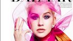 Swag! Gaya Christina Aguilera Foto Bareng Anak