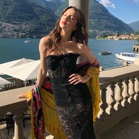 Selain sosialita, ia juga dikenal sebagai model. Maya Henry pernah muncul di beberapa kampanye dan fashion show Dolce & Gabbana. (Foto: Dok. Instagram/Maya Henry)