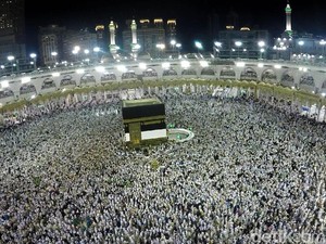 Seluruh Jemaah Haji Bergerak ke Arafah Hari Ini, Dibagi 3 Fase