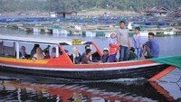 Foto: Waduk Saguling dianggap wisatawan memiliki potensi wisata yang tinggi, bahkan dapat menyaingi Lembang yang terlebih dahulu dikenal oleh wisatawan (Wisma/detiktravel)