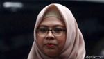 Gaya Putri Maruf Amin Antar Ayahnya Tes Kesehatan di RSPAD