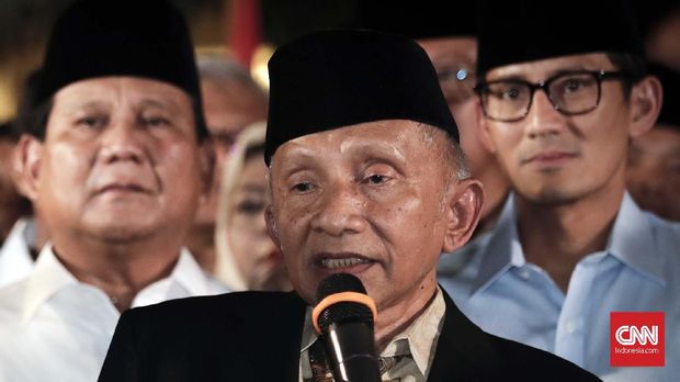 Mahfud MD Pasang Badan Hadapi Ancaman People Power Amien Rais