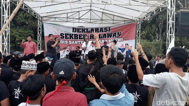 Relawan di Banten Dukung Jokowi 2 Periode