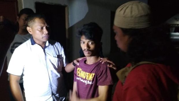 Polisi menangkap pria di Makassar yang merusak mobil warga