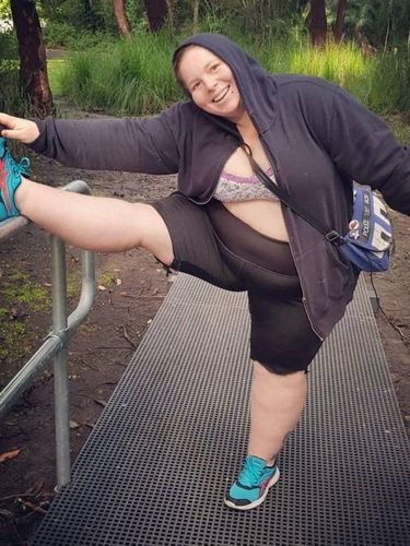 Disebut 'Babi', Wanita Bertubuh Gemuk Ini Beri Balasan Inspiratif