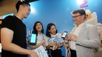 Sejak diperkenalkan pertama kali pada 11 Agustus 2016 di Jakarta, dan menyusul Bandung dan Surabaya, hingga Juni 2018 tercatat sudah lebih dari 700.000 digital savvy (masyarakat urban melek digital) dan terdaftar sebagai pengguna solusi life finance dengan layanan finansial yang mudah, cerdas dan aman. Foto: dok. Jenius