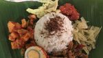 Sedap! Nasi Komplet Khas Tegal Ini Enak Dinikmati di Minggu Pagi