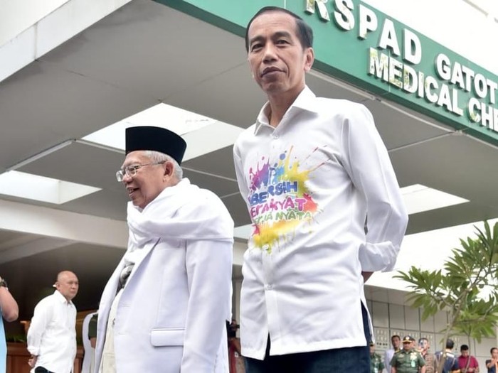 Jokowi-Maruf Amin pamer hasil cek darah