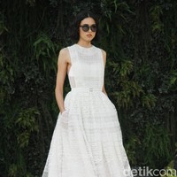 Fashion show gaun pengantin dari Sapto Djojokartiko di Grand Hyatt Jakarta Wedding Fair 2018, Jumat [10/8/2018]. Foto: Mohammad Abduh/Wolipop