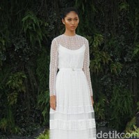 Fashion show gaun pengantin dari Sapto Djojokartiko di Grand Hyatt Jakarta Wedding Fair 2018, Jumat [10/8/2018]. Foto: Mohammad Abduh/Wolipop