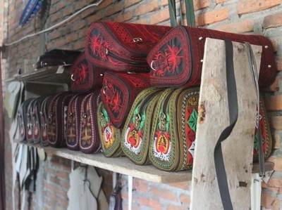 Suvenir Tas Cantik Aceh Dibuat di Sini Suvenir Tas Cantik Aceh Dibuat di Sini