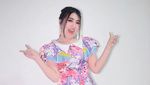 Hadapi Netizen, Via Vallen Nyerah?