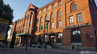 Untuk beli oleh-oleh, ada baiknya menyiapkan uang tunai dalam mata uang setempat yakni kroner Swedia. Meski kebanyakan pedagang sana mau menerima kroner Denmark, tapi perhitungannya bisa jadi berbeda. (An Uyung/detikTravel)