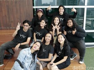 Kocak! Pemain Film Wiro Sableng 212 Jawab Pertanyaan Netizen