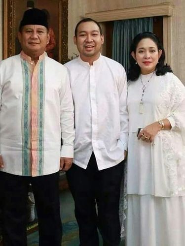 Didit bersama kedua orangtuanya, Prabowo dan Titiek Soeharto.