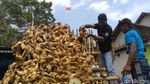 Foto: Karnaval Ribuan Ayam Panggang di Purworejo