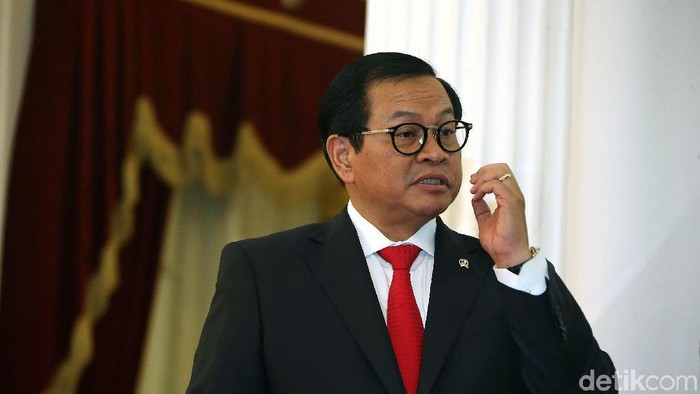 Presiden Joko Widodo menerima Surat Kepercayaan Duta Besar Luar Biasa dan Berkuasa Pernuh (LBBP) dari negara sahabat, Senin (13/8/2018).