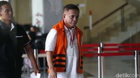 Irwandi Yusuf diperiksa terkait dugaan suap pengalokasian dan penyaluran Dana Otonomi Khusus Aceh (DOKA) tahun anggaran 2018.
