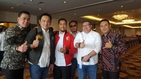 Selain Farhat, ada sejumlah nama politisi dan akdemisi di tim Jubir Jokowi di antaranya Tsamara Amany, Rizky Hidayatullah (Mantan presenter TV berita), Mohamad Guntur Romli (aktvis NU), Andy Budiman (pendiri AJI), Dini Purwono (Ahli Hukum), Yusuf Lakaseng (mantan ketum PRD), Budiman Sudjatmiko (anggota DPR-PDIP), Zuhairi Misrawi (aktvis NU), Fauzan Amar (Aktvis Muhammadiyah), dan lain-lain. Foto: Farhat Abbas, Sunan Kalijaga hingga Sonny Tulung ikuti pelatihan jubir. (Zunita Amalia Putri/detikcom).