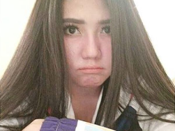 Hadapi Netizen, Via Vallen Nyerah?