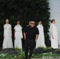 Fashion show gaun pengantin dari Sapto Djojokartiko di Grand Hyatt Jakarta Wedding Fair 2018, Jumat [10/8/2018]. Foto: Mohammad Abduh/Wolipop