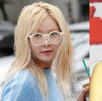 Rambut lurus dan licin rapper Hyuna membuat penampilannya sangat cantik. Berbeda ketika rambutnya lepek dan tak terawat. Wajahnya jadi terlihat kusam. Foto: Dok. Koreaboo