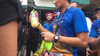 Jadi waktu itu saya didoakan dia (istri), terus saya lebih sering minum infused water karena memang dampaknya baik buat kesehatan, ungkap Sandiaga. (Foto: dok. detikcom)