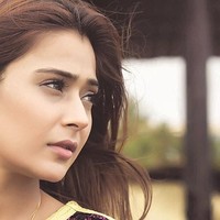 Sara pernah menikah dengan aktor Ali Merchant pada 2010 dan bercerai dua bulan kemudian.  Foto: Instagram @ssarakhan