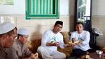 Heboh Santri Dadakan, Ini Gaya Kulineran Waketum PPP yang Gemar Sate dan Durian