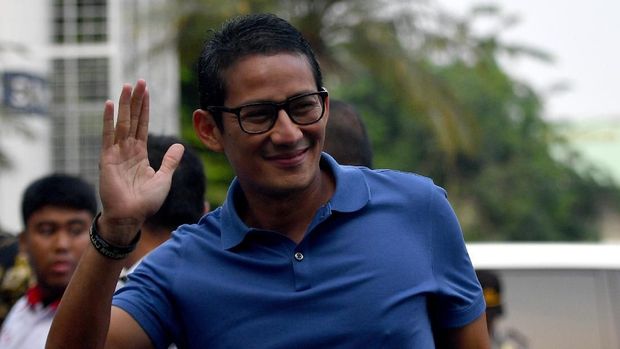 Saat Sandiaga Pilih Lari Pagi dan KH Ma'ruf Bersafari Malam