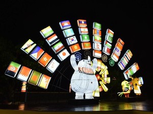 Ada Monas Sampai Taj Mahal di Festival Lampion Ancol