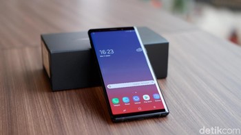 Galaxy Note 9 hadir dengan layar yang lebih lega. Foto: Adi Fida Rahman/detikINET