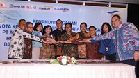 Penumpang kapal laut dapat membeli tiket secara online dan membayar melalui seluruh channel perbankan BNI. Para Agen Pelni juga diberikan kemudahan untuk top up deposit melalui BNI Virtual Account.