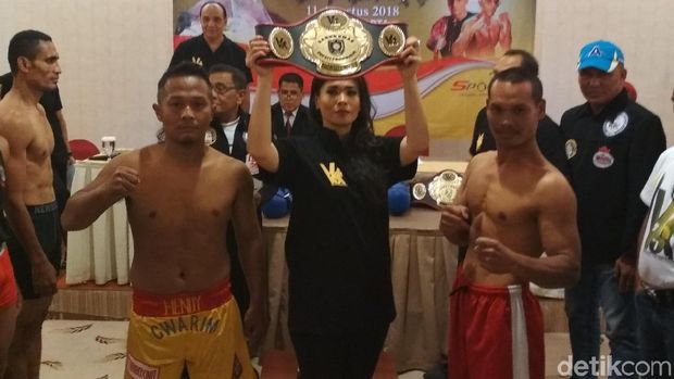 Wanita Asal Magelang Ini ketagihan Gelar Turnamen Tinju Lagi