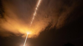 Kurang dari satu jam setelah peluncuran, NASA mengonfirmasi Parker sukses terpisah dengan bagian atas roket. Parker pun mengarungi luar angkasa menuju pusat Tata Surya, Matahari. Foto: NASA