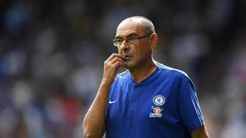 4. Menurut data yang dirangkum BetVictor, Maurizio Sarri dari Chelsea dibahas 121.405 kali di Twitter sampai pekan keempat lalu. (Foto: Shaun Botterill/Getty Images)
