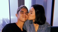 Al Ghazali dan Alyssa Daguise memang sudah lama berpacaran. Foto: Dok. Instagram/alghazali7