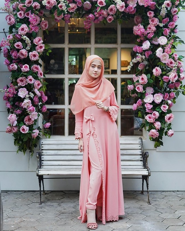 Princess jadi salah satu girlband yang mewarnai blantika musik Indonesia di tahun 2010-an. Princess sempat berganti personel tahun 2014. Kala itu Sindy Havresthino masuk sebagai pengganti Alika Islamadina. Foto: Instagram./Sindyhv