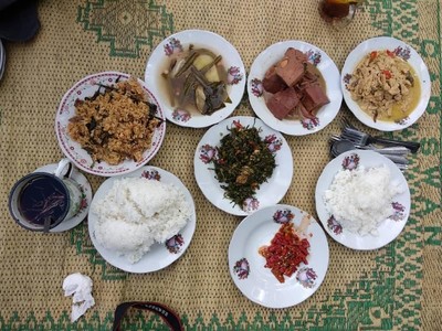 Wisata Kuliner Tak Biasa di Yogya: Waroeng Kopi Klotok Pakem Wisata Kuliner Tak Biasa di Yogya: Waroeng Kopi Klotok Pakem