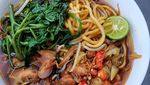 Gurih Renyah Mie Kangkung yang Mantap Buat Makan Siang