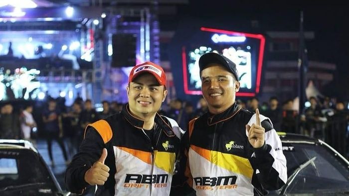 Dua drifter ABM tampil di World Stage Battle Drift 2018 (dok.ABM Motorsport) Dua drifter ABM tampil di World Stage Battle Drift 2018 (dok.ABM Motorsport)