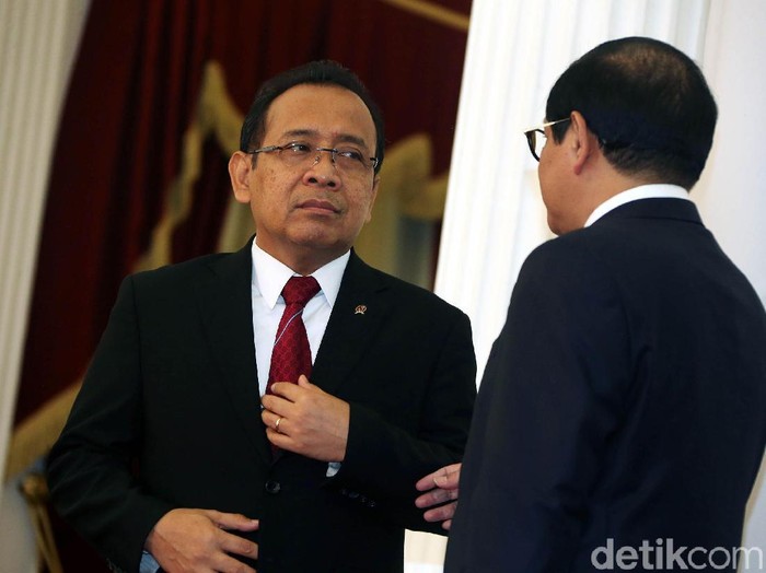 Presiden Joko Widodo menerima Surat Kepercayaan Duta Besar Luar Biasa dan Berkuasa Pernuh (LBBP) dari negara sahabat, Senin (13/8/2018).