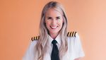 10 Pesona Maria Fagerstrom, Pilot Cantik Asal Swedia yang Hobi Yoga