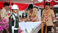 Presiden Joko Widodo (Jokowi) berpesan kepada anggota Pramuka harus melek perubahan terkait revolusi industri 4.0. Ia meminta anggota Pramuka jangan hanya belajar bahasa morse semata.