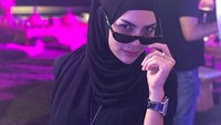 Netizen pun banyak yang menyarankan Nikita untuk belajar seperti Fenita Arie. Dok. Instagram/nikitamirzanimawardi_17