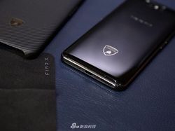 Penampakan Oppo Find X Lamborghini Harga Rp 21 Juta