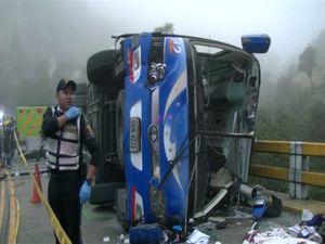 Bus Fans Barcelona Kecelakaan, 12 Tewas
