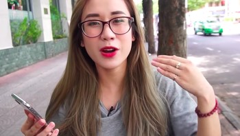 Sang vlogger pun mengungkapkan kesannya memakai Go-Viet yang sepertinya positif. Di video yang sama, ia juga membandingkannya dengan pesaing utama Go-Viet yakni Grab. Foto: YouTube